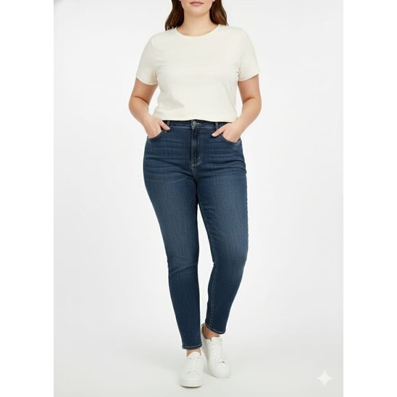 Brand New Calvin Klein Women's Blue Denim High Rise Skinny Jeans Pant Size 22W - Picture 1 of 4